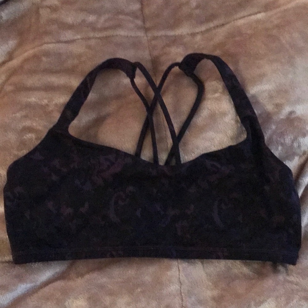 Lululemon bra size 6